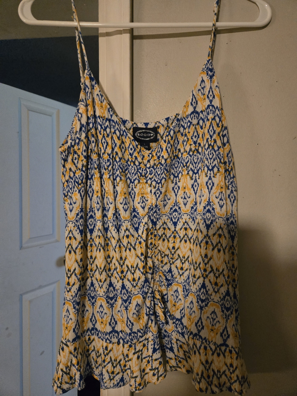 Scoop Spaghetti Strap Blue & Yellow Printed Tank Top, Sz L